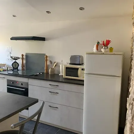 Prázdninový dům Maison De Village Authentique Octon